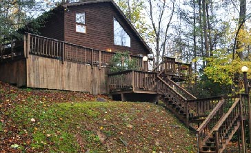 Riverfront Treehouse in West Virginia